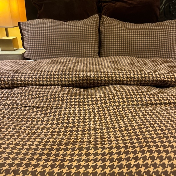 Z Gallerie Bedding Zgallerie Neutral Tan Houndstooth Soft Duvet